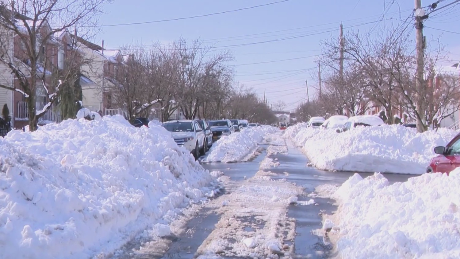 Snow clean up continues in NYC and Staten Island