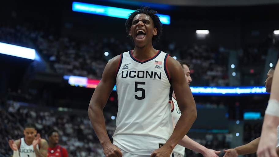 UConn proves its worthy of National Championship hype after dismantling ...