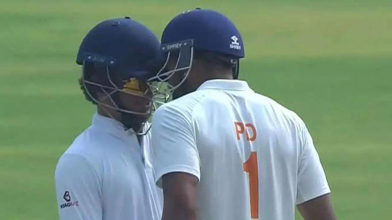 Ranji Trophy final: Paras Dogra, KV Aneesh lock helmets as tempers fray