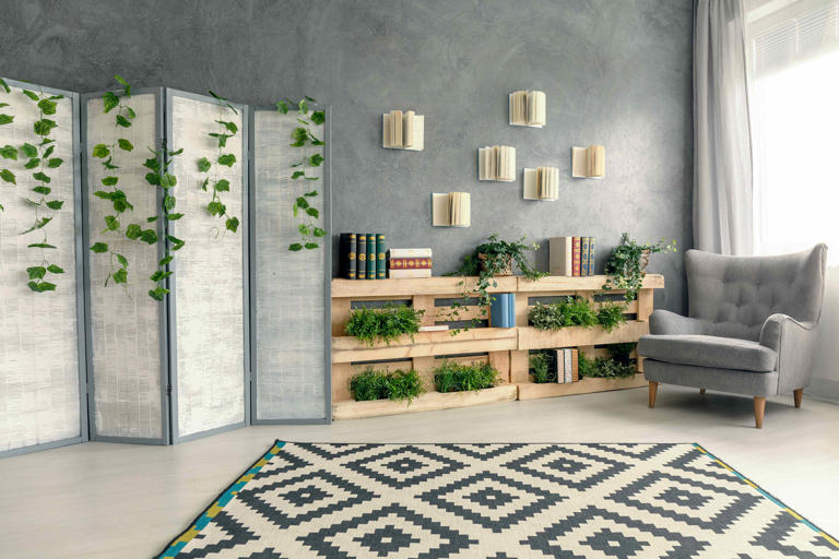 How to use an accordion divider to create cozy zones in a large room