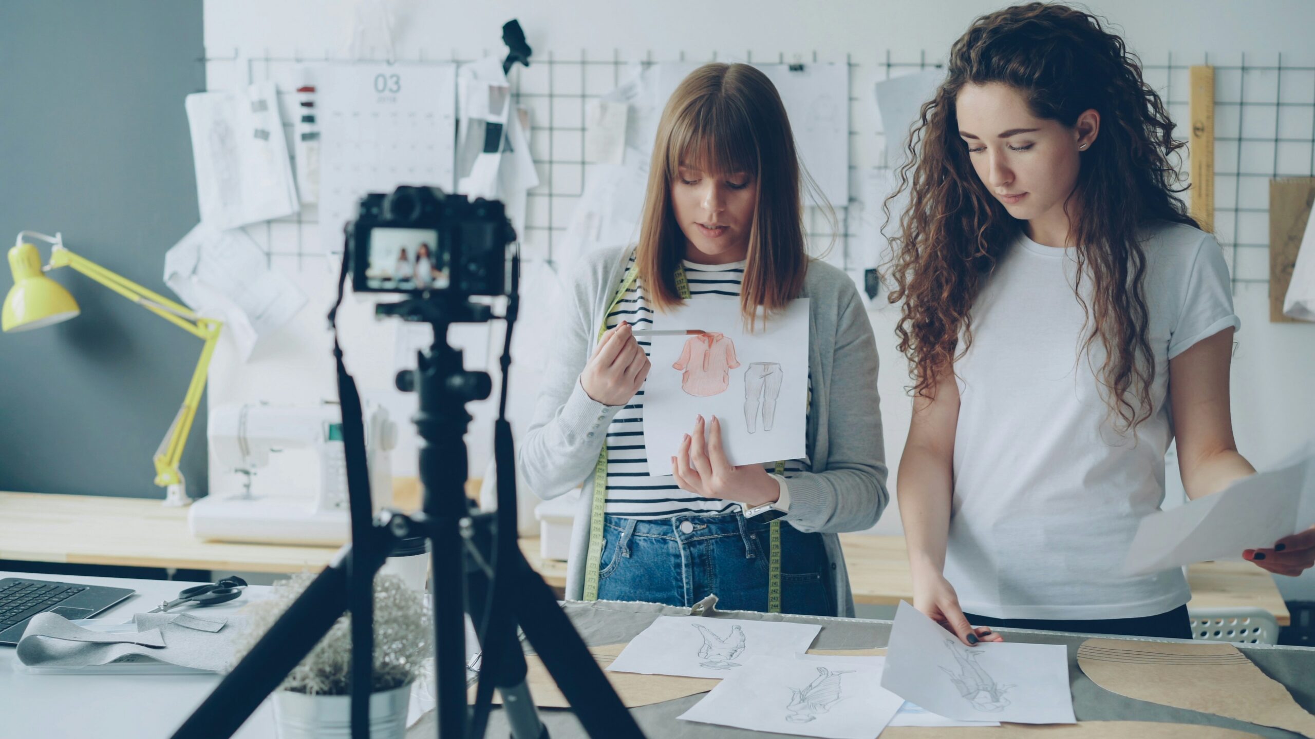 Monetizing multi-stream revenue models in the creator economy