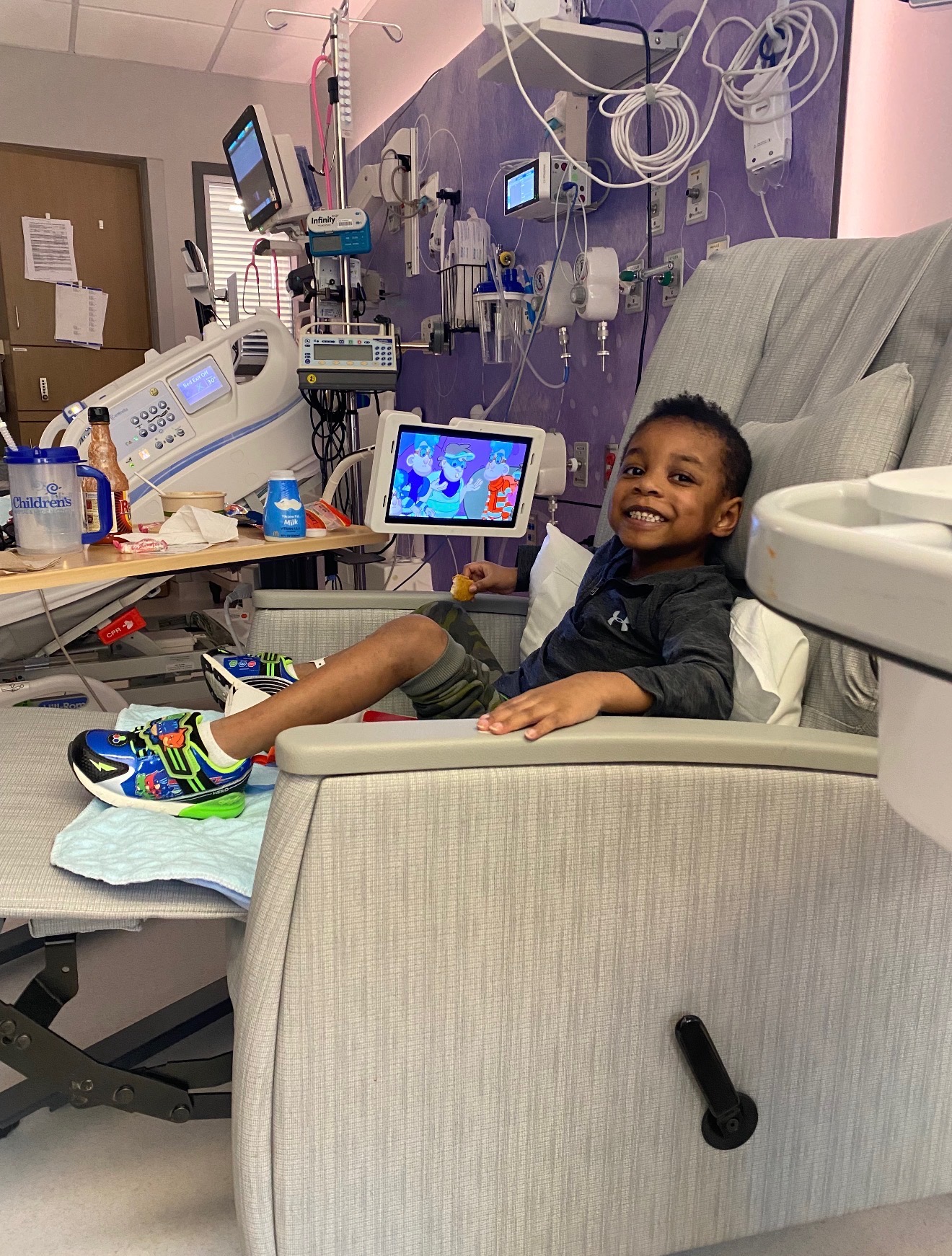 Child, 4, arrived alone for heart surgery. His doctor became his mom.