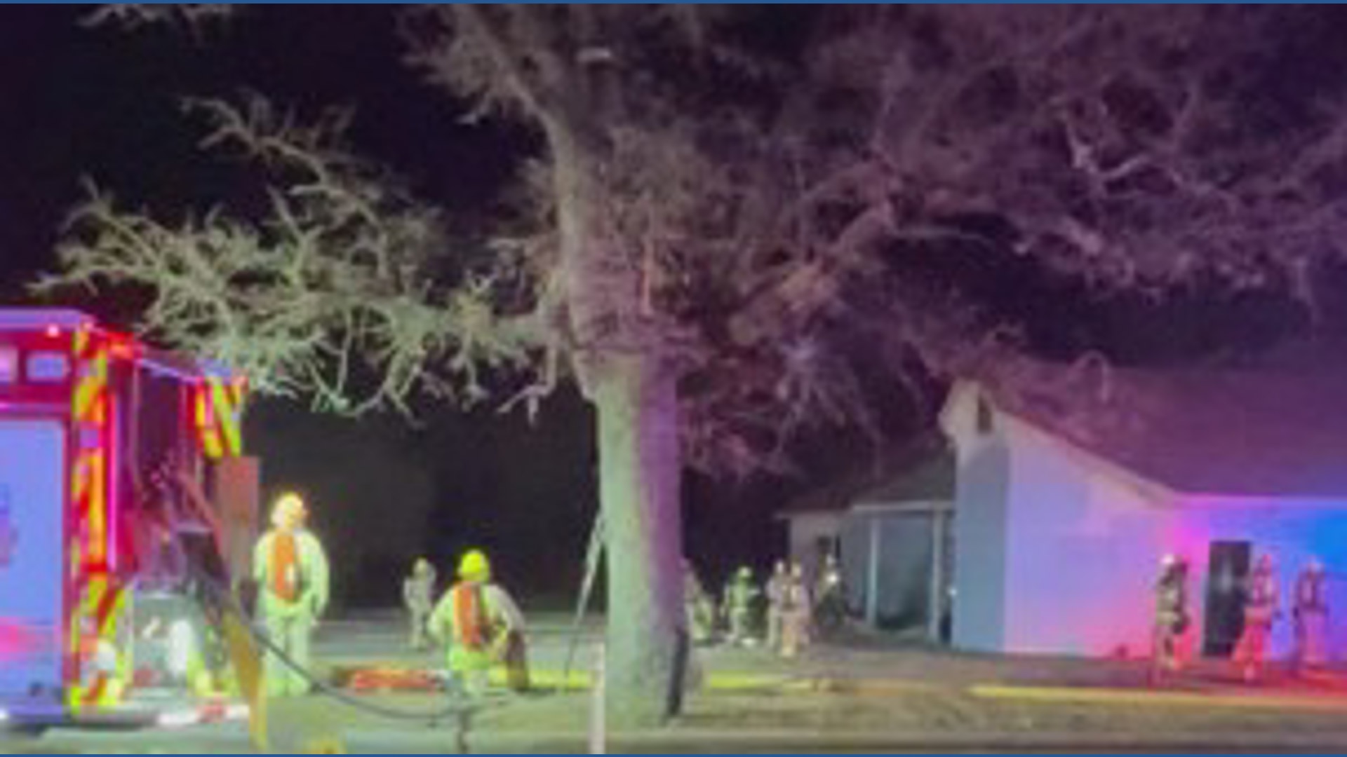 Abandoned building catches fire Thursday in Central East Austin