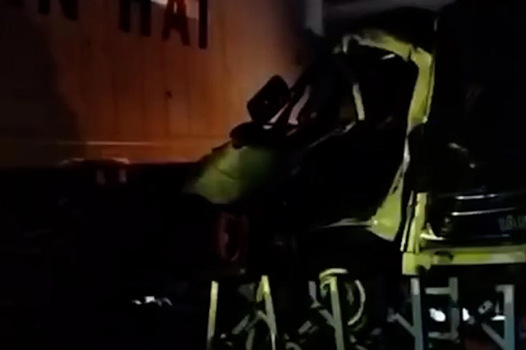 Xe container quay đầu trên tuyến Lộ Tẻ - Rạch Sỏi, 1 người tử vong