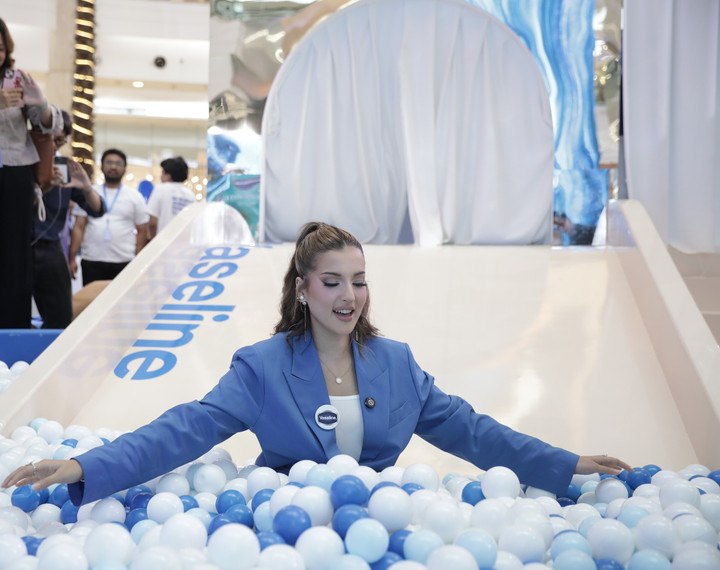 AA1X7vd0 Vaseline hadirkan klinik kecantikan imersif, lawan kulit kering selama puasa