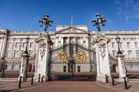Two soldiers who guarded Buckingham Palace arrested after colleague's ...