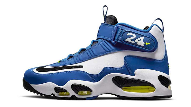 Ken Griffey Jr.'s Nike sneakers return in retro Mariners colors