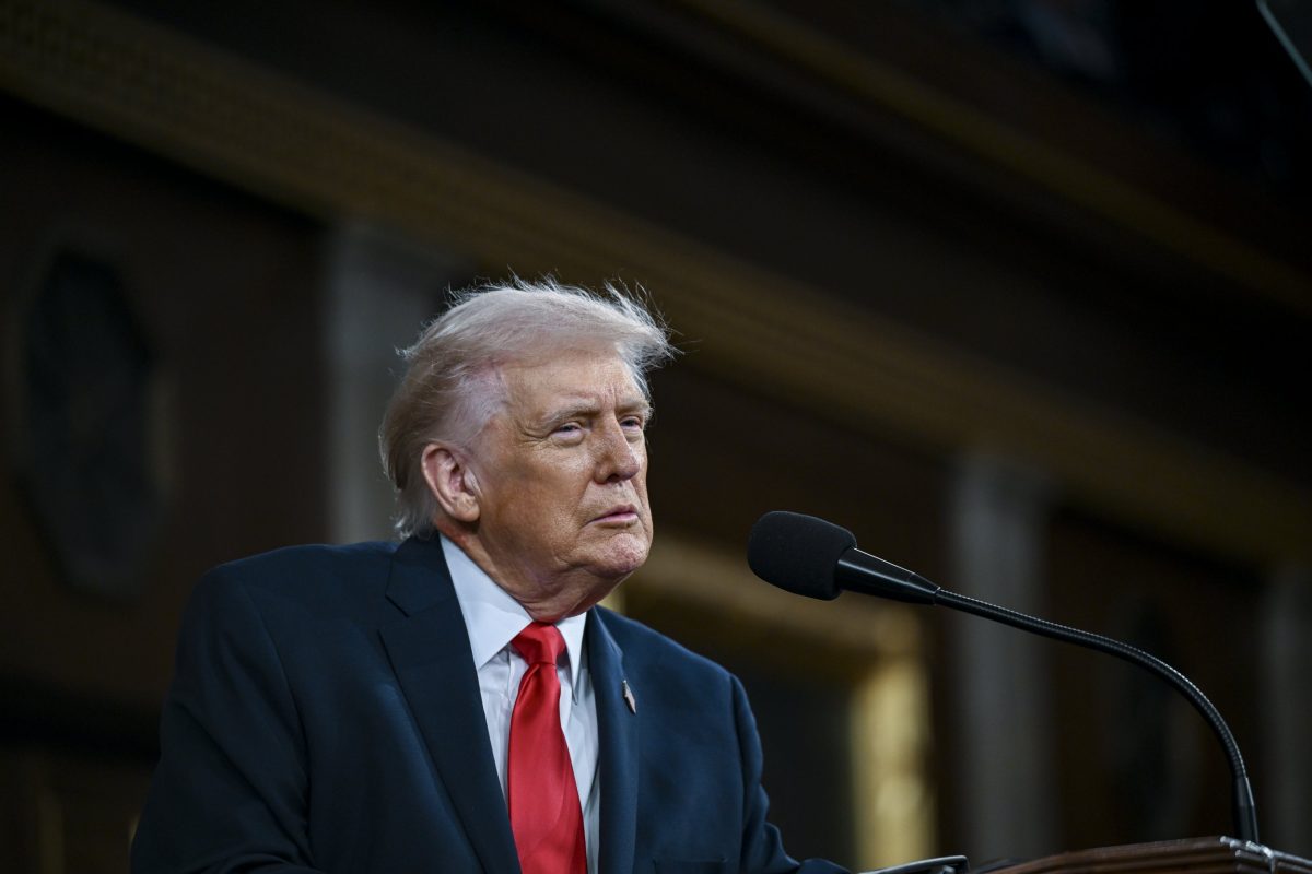 Trump’s embrace of thug Tommy Robinson exposes the biggest lie he’s told America<br>