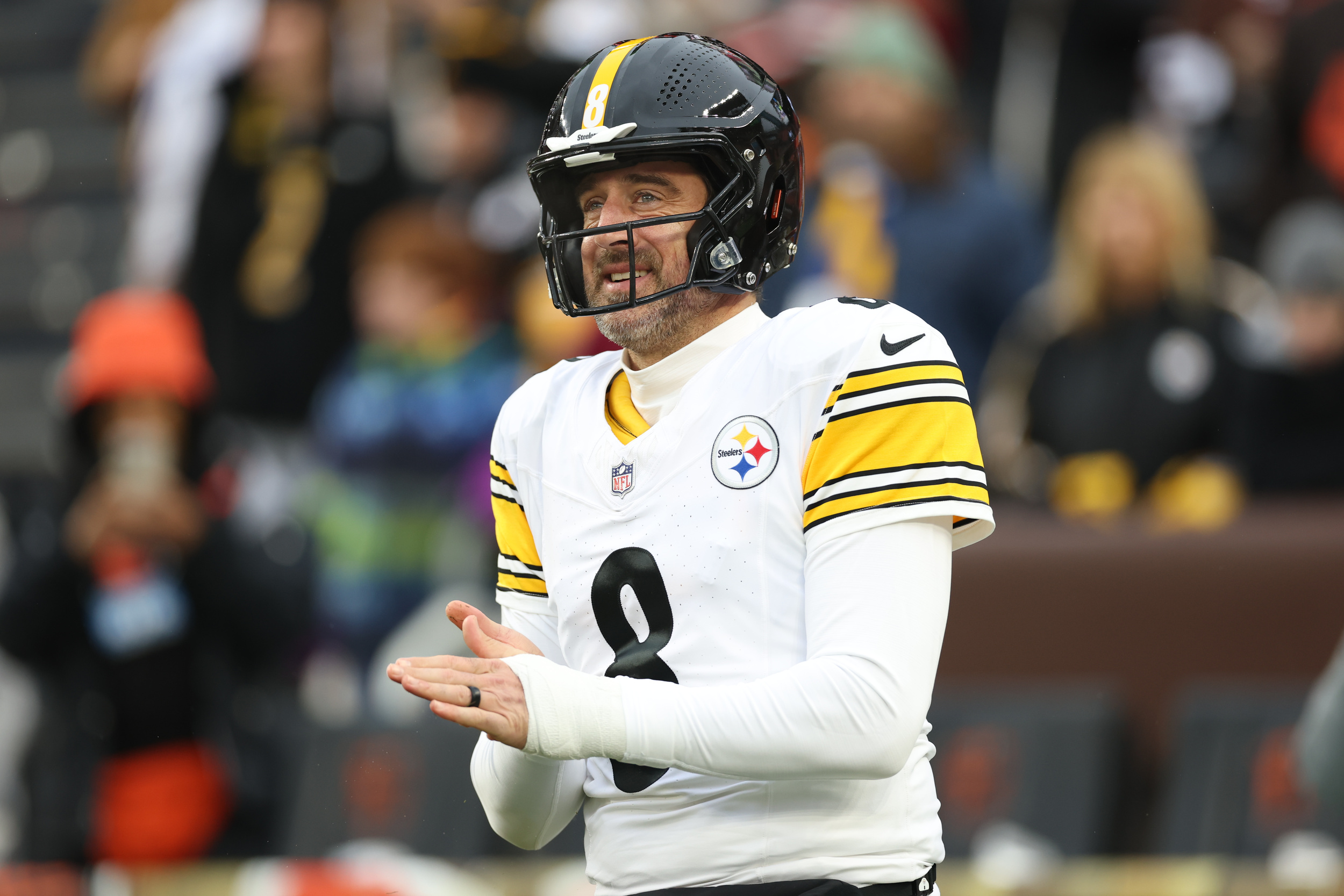 NFL insider questions Steelers' true feelings on Aaron Rodgers