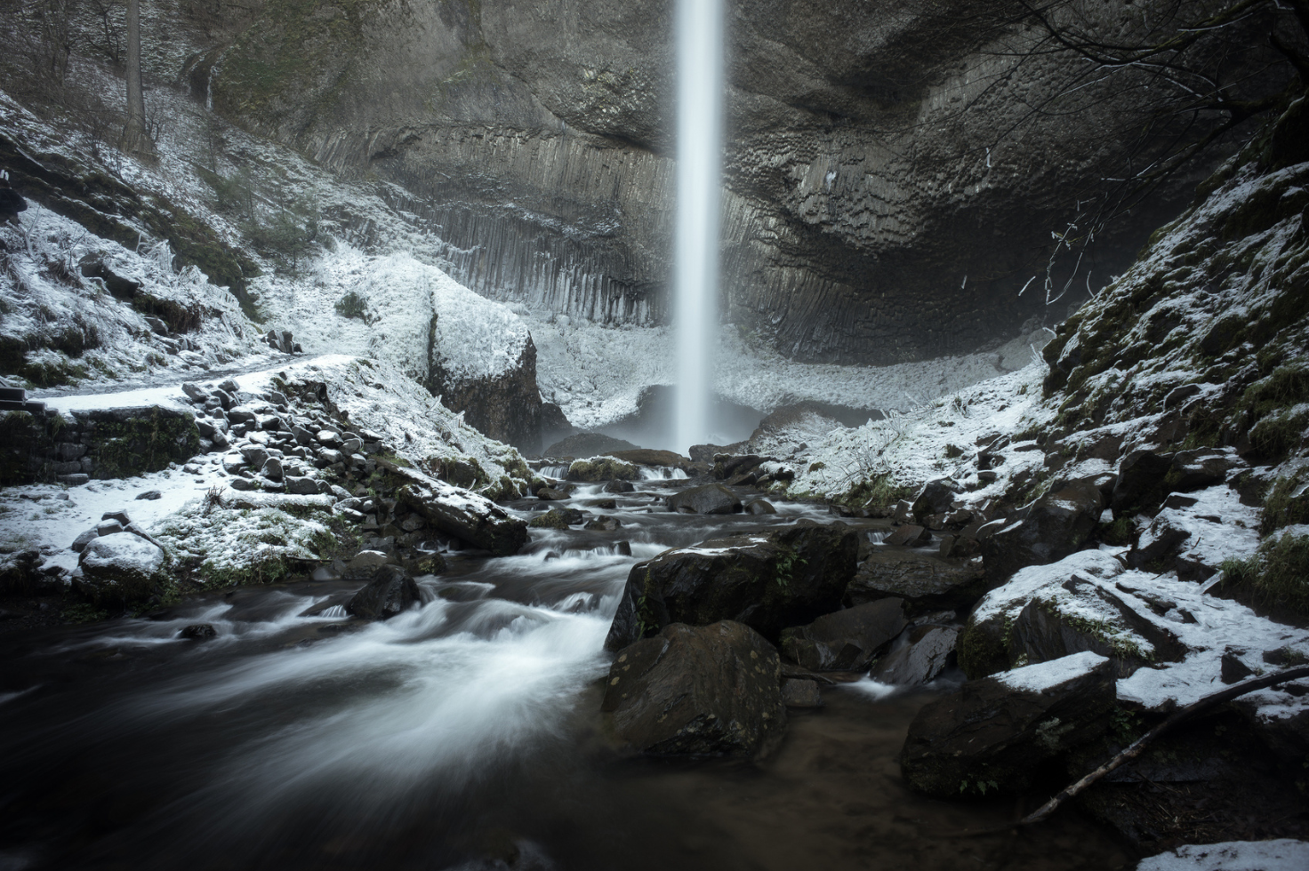 This Oregon landscape turns into a serene frozen wonderland during winter