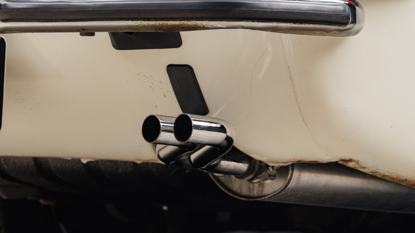 What car mods are actually illegal in Canada? Here are 10 to watch