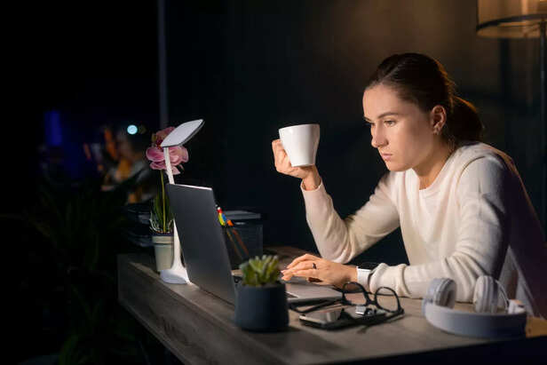 Night shift survival guide: 5 habits for sleep & health