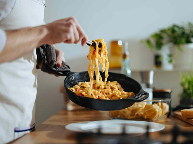 I asked 3 professional chefs what kitchen rules they break—now I'll ...