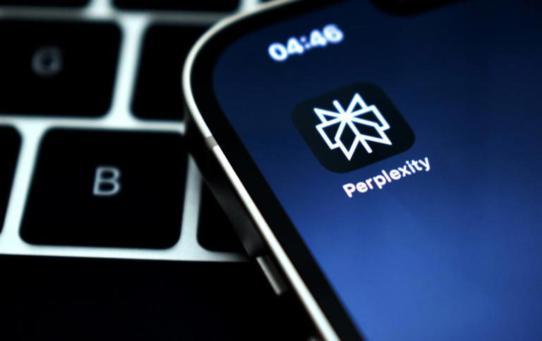 Perplexity AI just turned a $30,000/year Bloomberg Terminal into a $200 ...