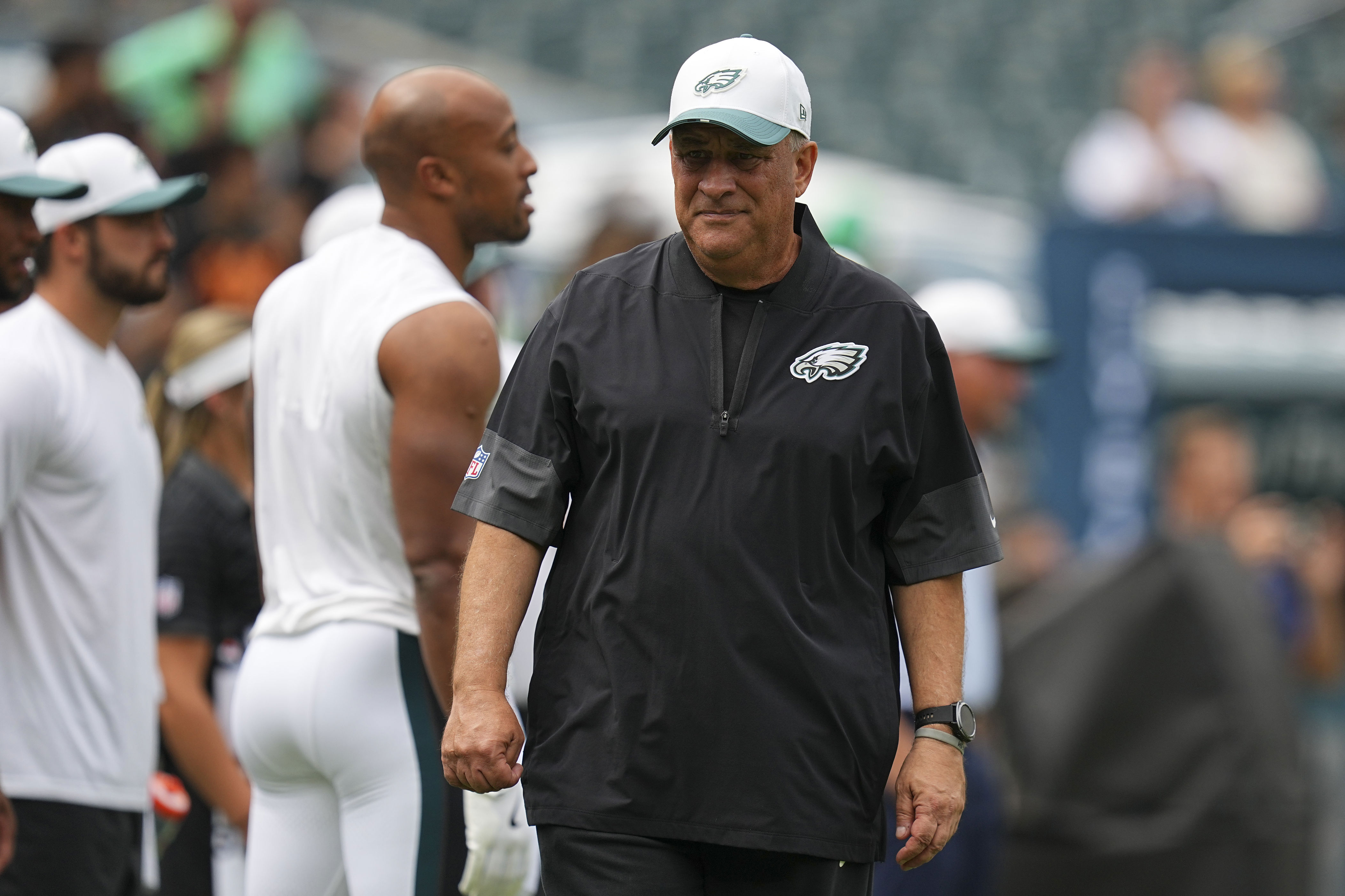 Eagles add former Raiders & Florida Gators assistant to defensive staff