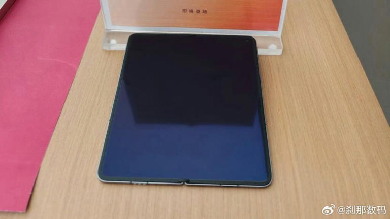 Oppo Find N6 factory tour reveals how a near-invisible crease was achieved