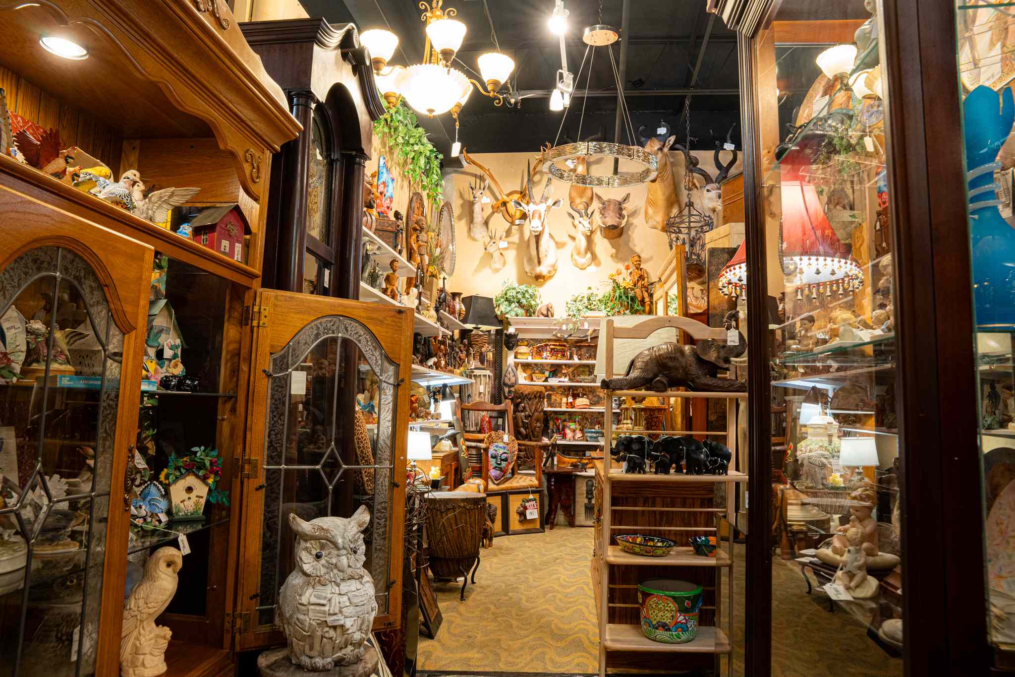 This massive Florida consignment store serves $1 mimosas while you shop