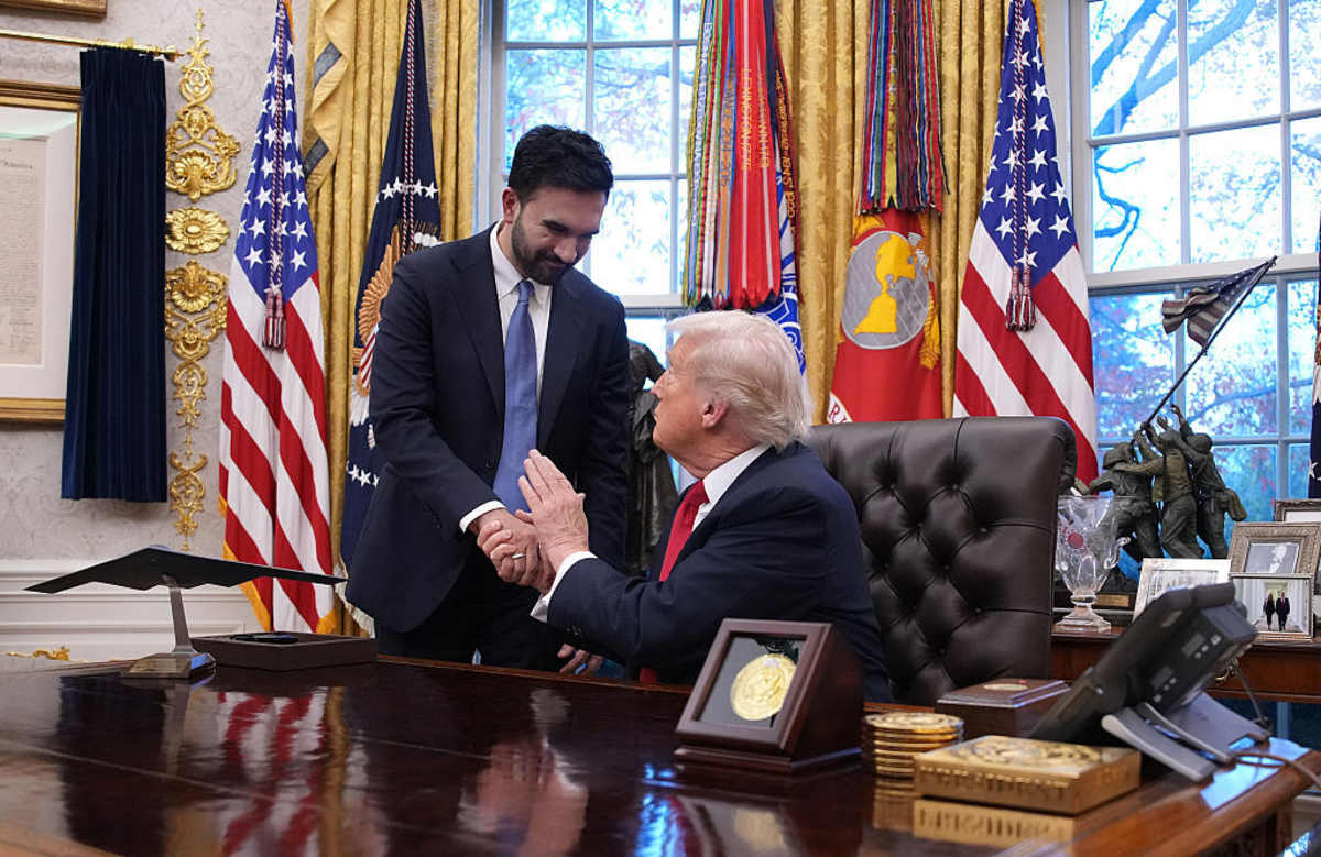 U.S. President Donald Trump shakes hands with New York City Mayor-elect Zohran Mamdani (L) during a meeting in the Oval Office of the White House on November 21, 2025 in Washington, DC. Trump congratulated Mamdani on his election win as the two political opponents met to discuss policies for New York City, including affordability, public safety, and immigration enforcement. (Photo by Andrew Harnik/Getty Images)