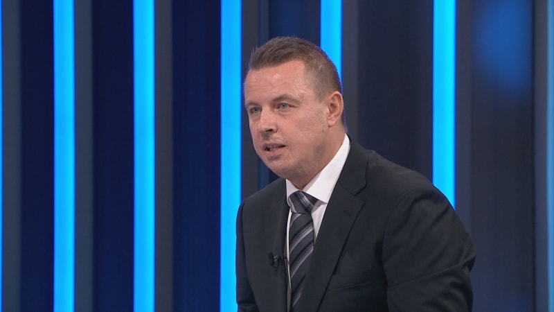 Rajchl se obrátil proti Macinkovi: Jeho projev bych nepodepsal, vyzvat ...