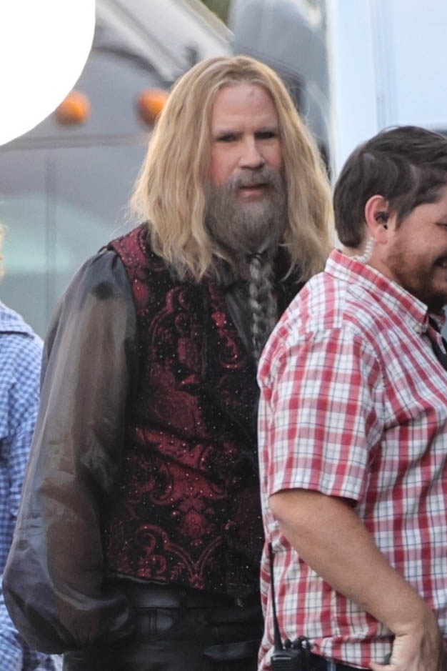Comedy legend looks unrecognizable on set of new film