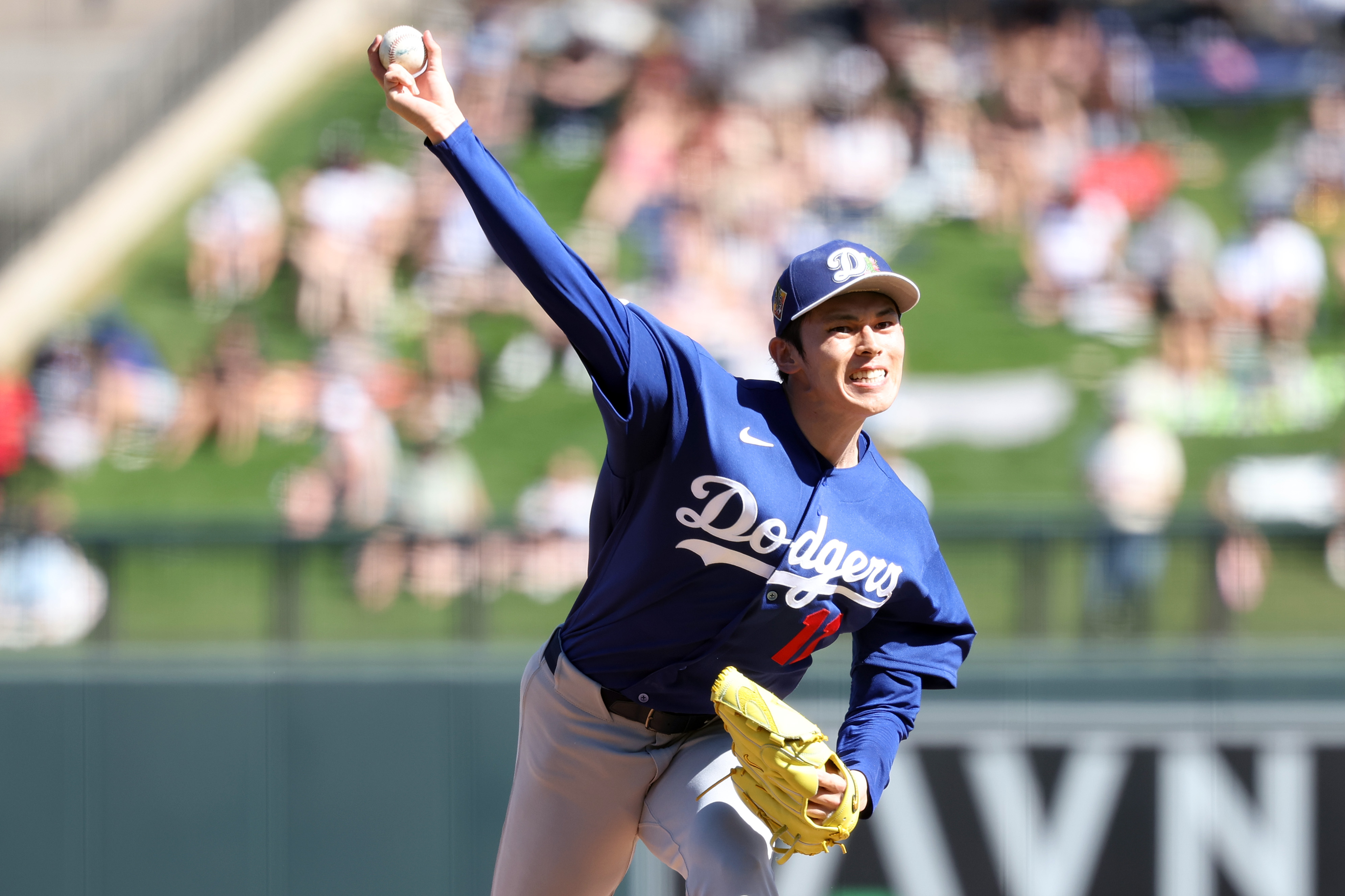 Dodgers manager Dave Roberts delivers honest message on Roki Sasaki ...