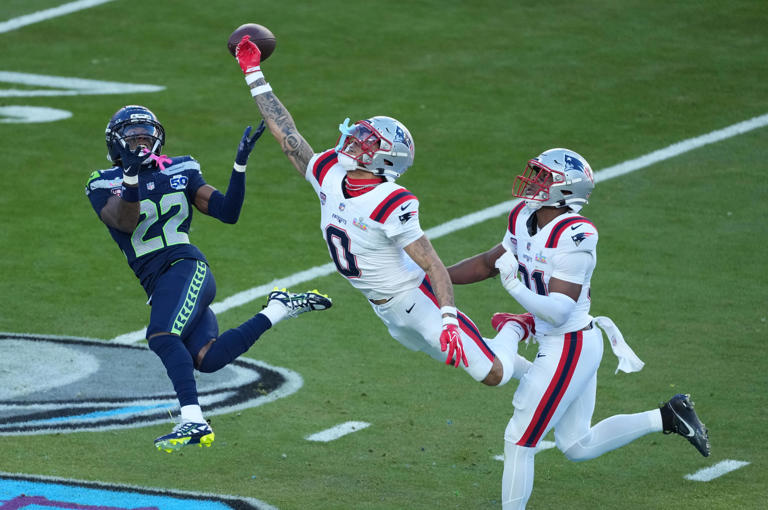 Patriots HC Mike Vrabel reveals Christian Gonzalez's new goal for 2026