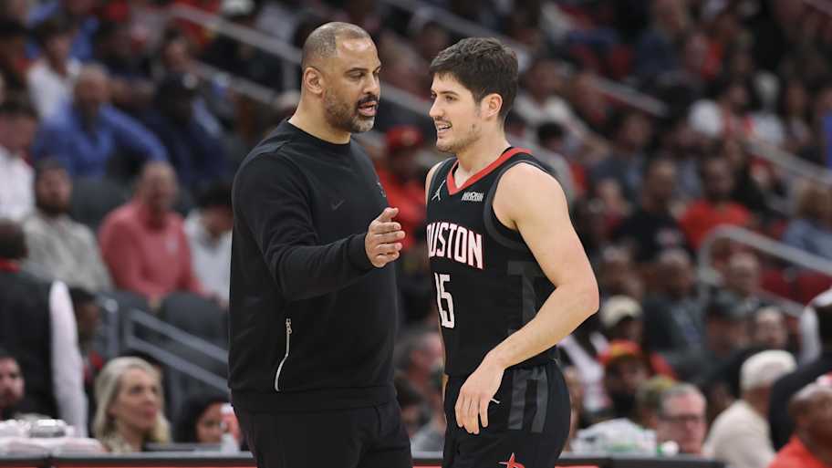 Views from the game: The Houston Rockets destroy the Kings 128-97
