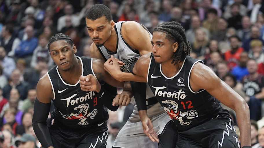 How Spurs battled through adversity in late-game win over Raptors