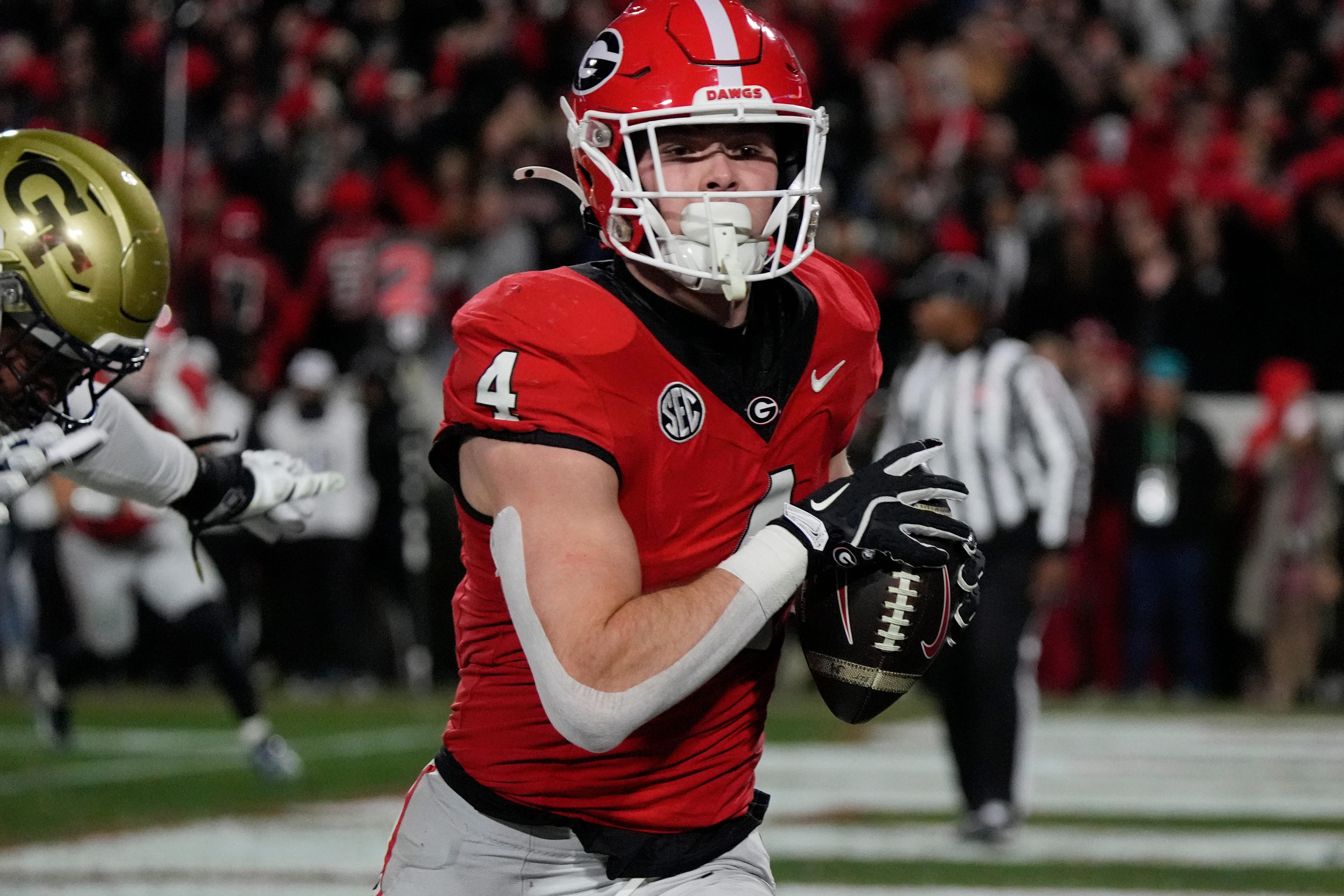 Unpacking future Packers: No. 54, Georgia TE Oscar Delp