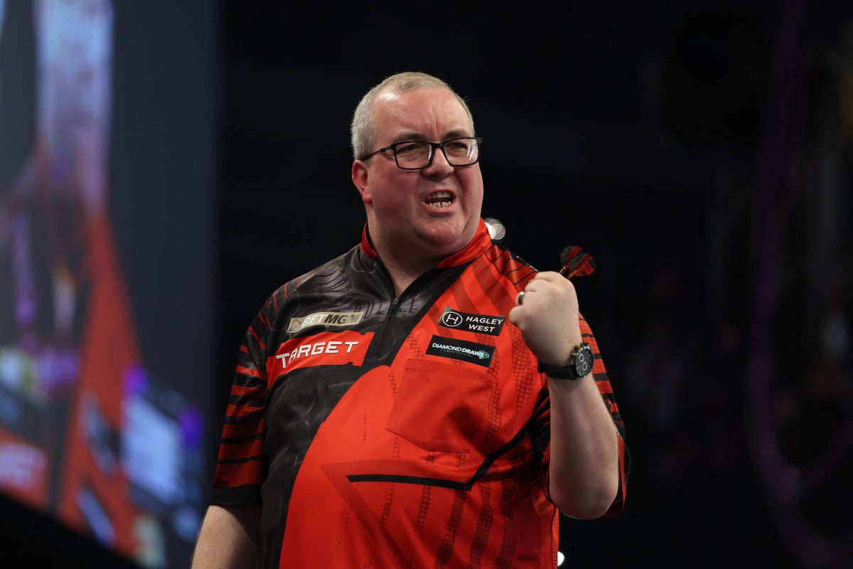 Bunting triumphs in Belfast after Littler suffers another setback