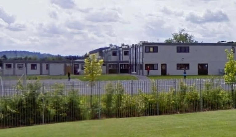 400-pupil primary school forced to close due to safety issues