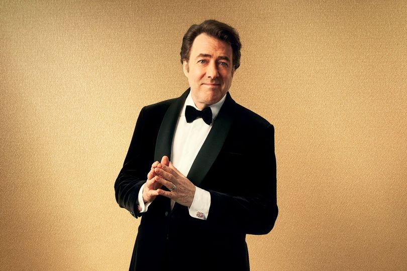 Jonathan Ross says it's a 'tough gig' as he shares Oscars predictions ...