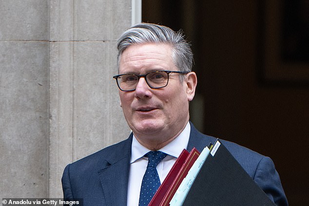 Report: Starmer 'would have been ousted' for joining Trump's strikes