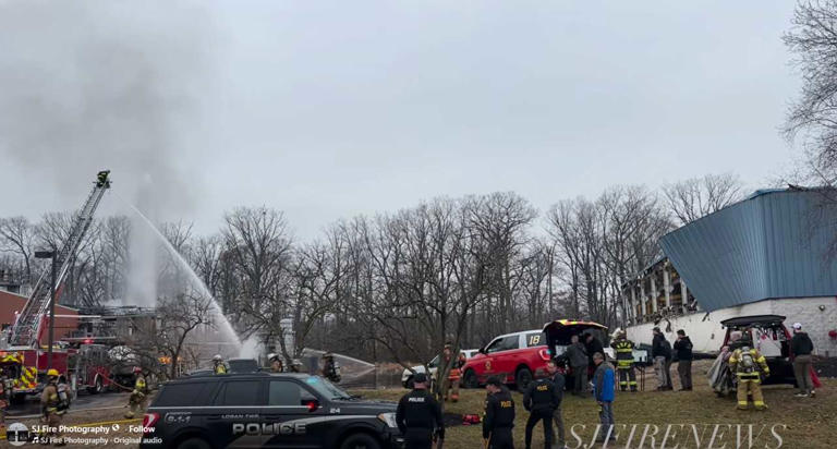 4 critically injured after Gloucester County building explodes