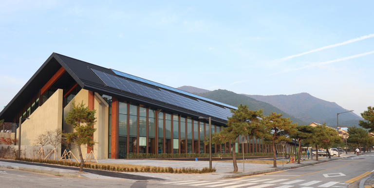 The library is a 'living room for all'