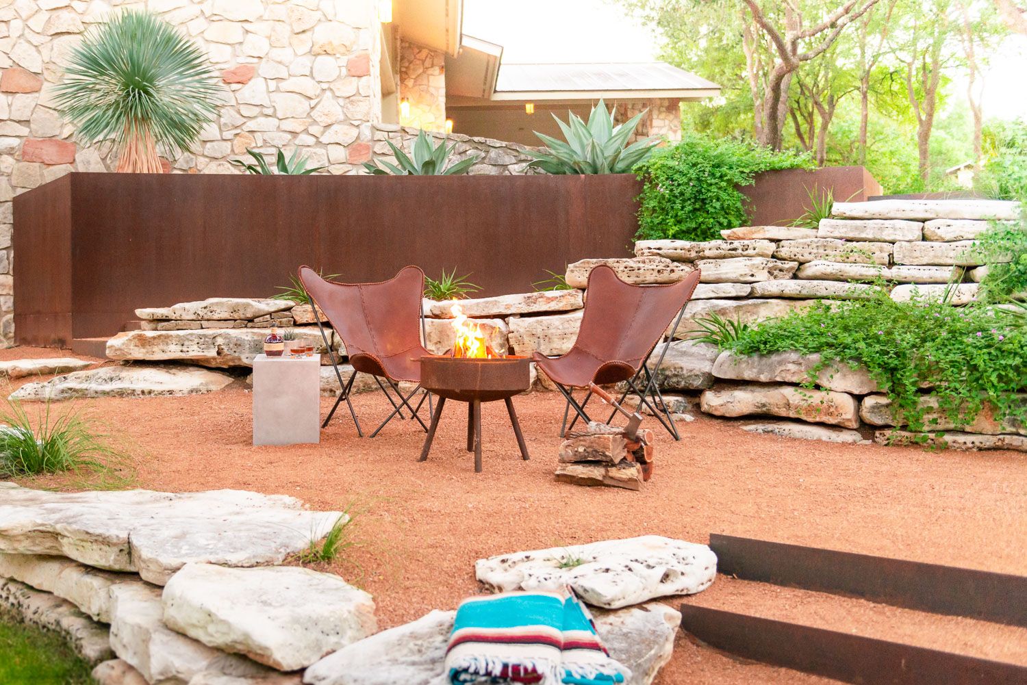 38 outdoor fire pit ideas to transform your backyard in time for spring