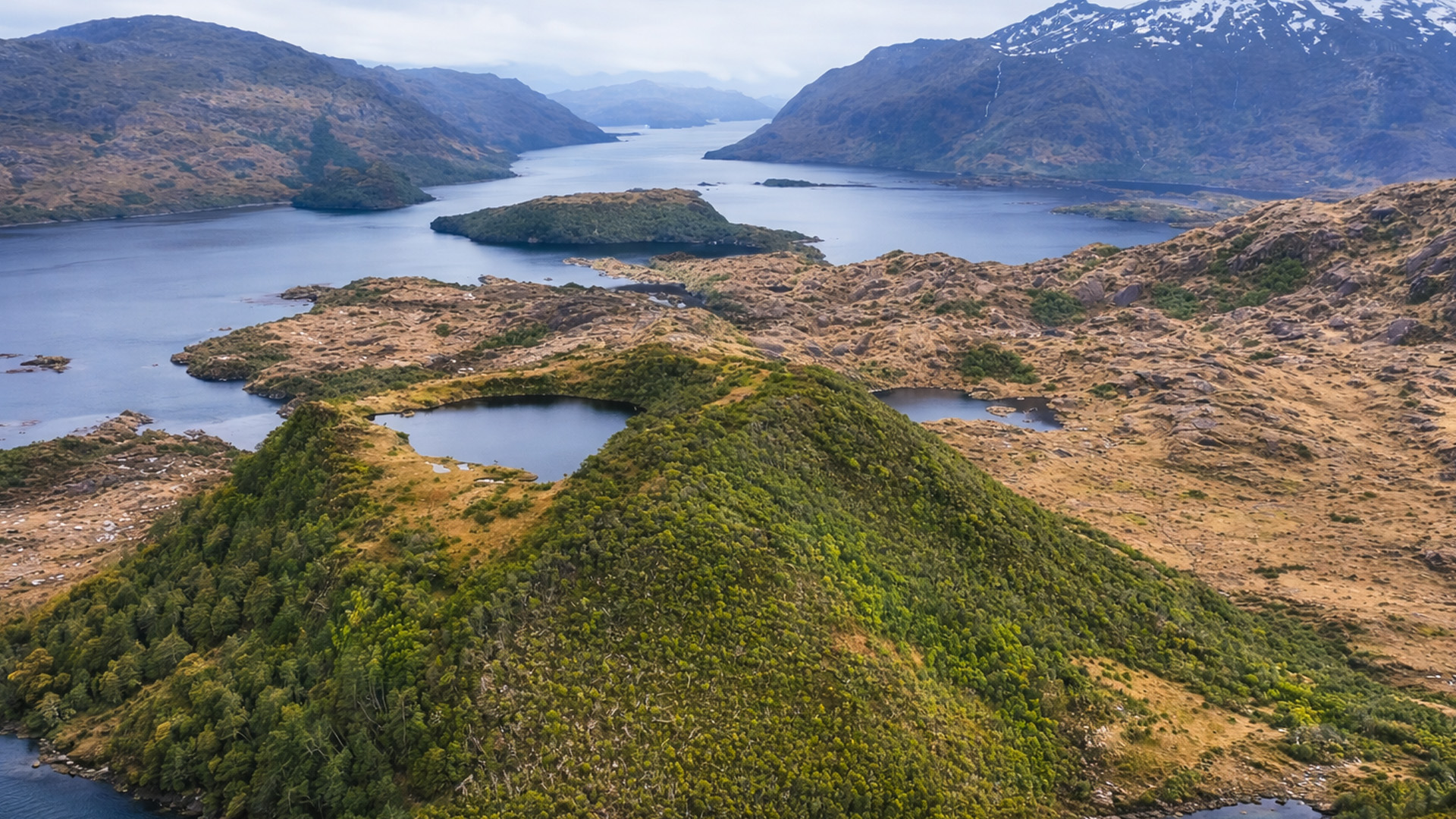 ¿Cómo se formó este lago?
