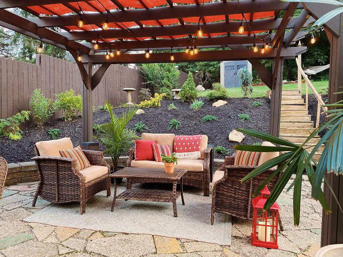 51 backyard ideas for chic outdoors (with budget-friendly options)