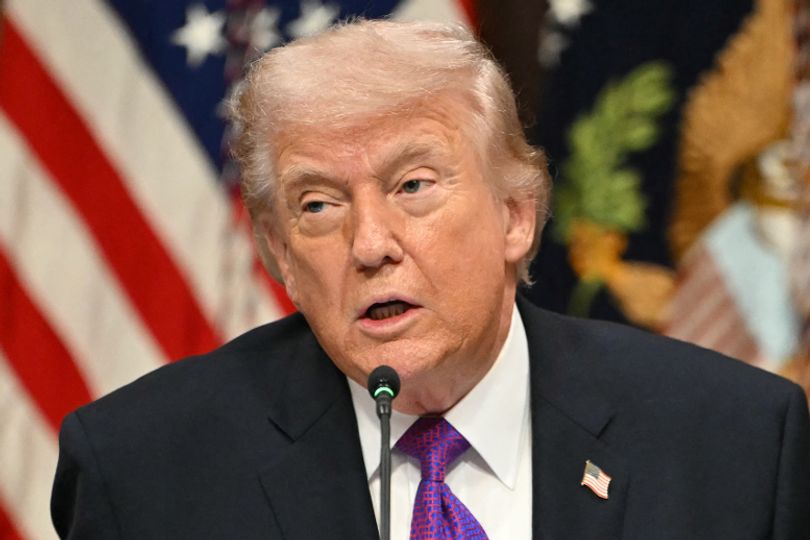 CNN viewers shout Donald Trump 'is a fool' as he rates Iran war as 15 ...
