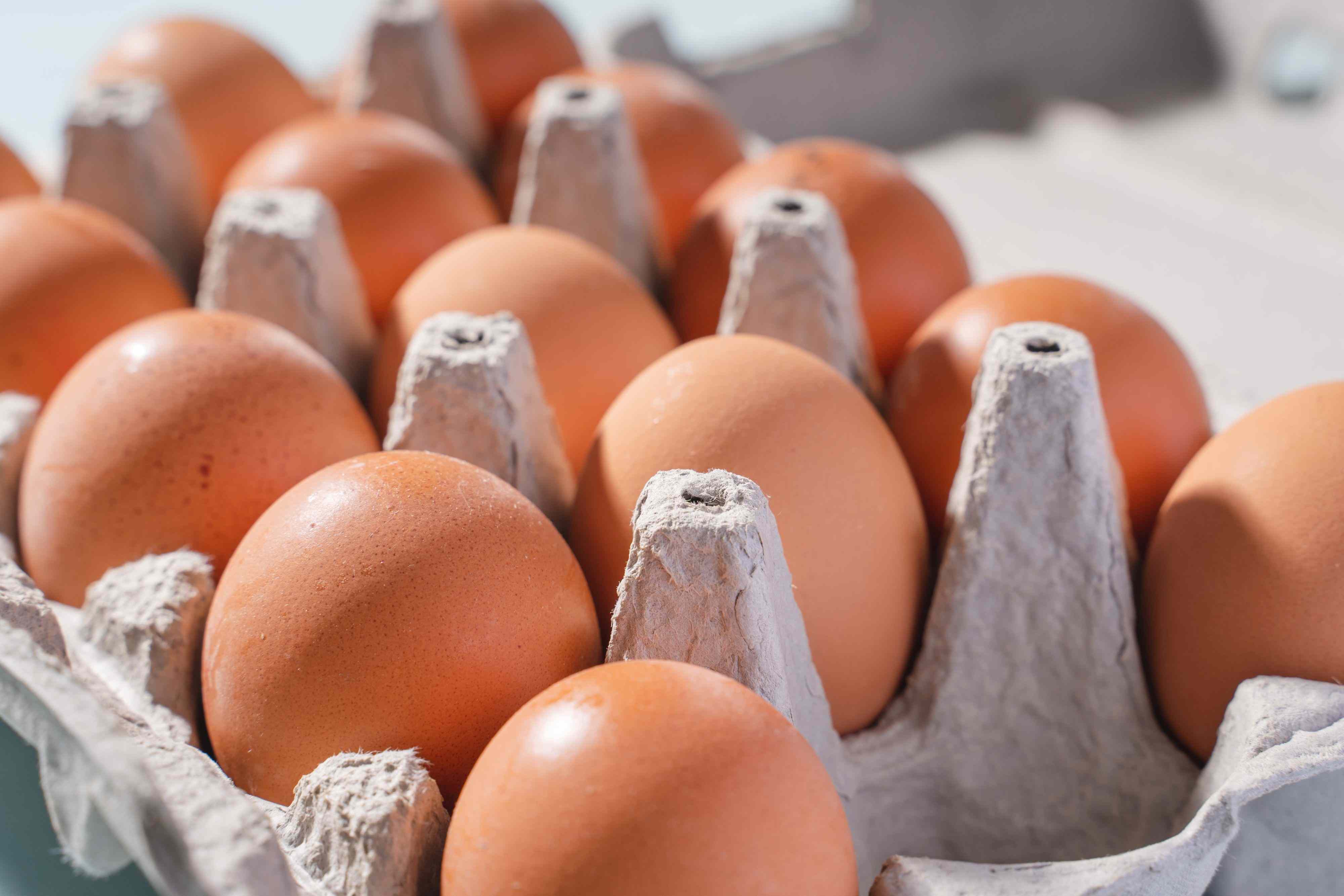 What happens to your blood pressure when you eat eggs regularly