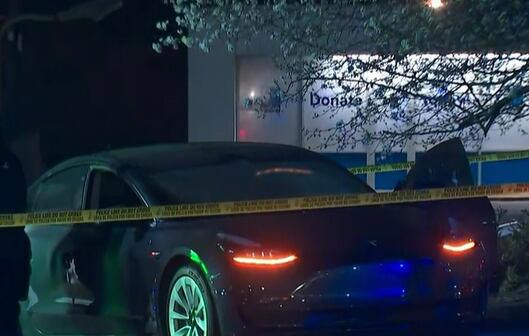 Rideshare driver among 2 shot in northwest Atlanta, police say