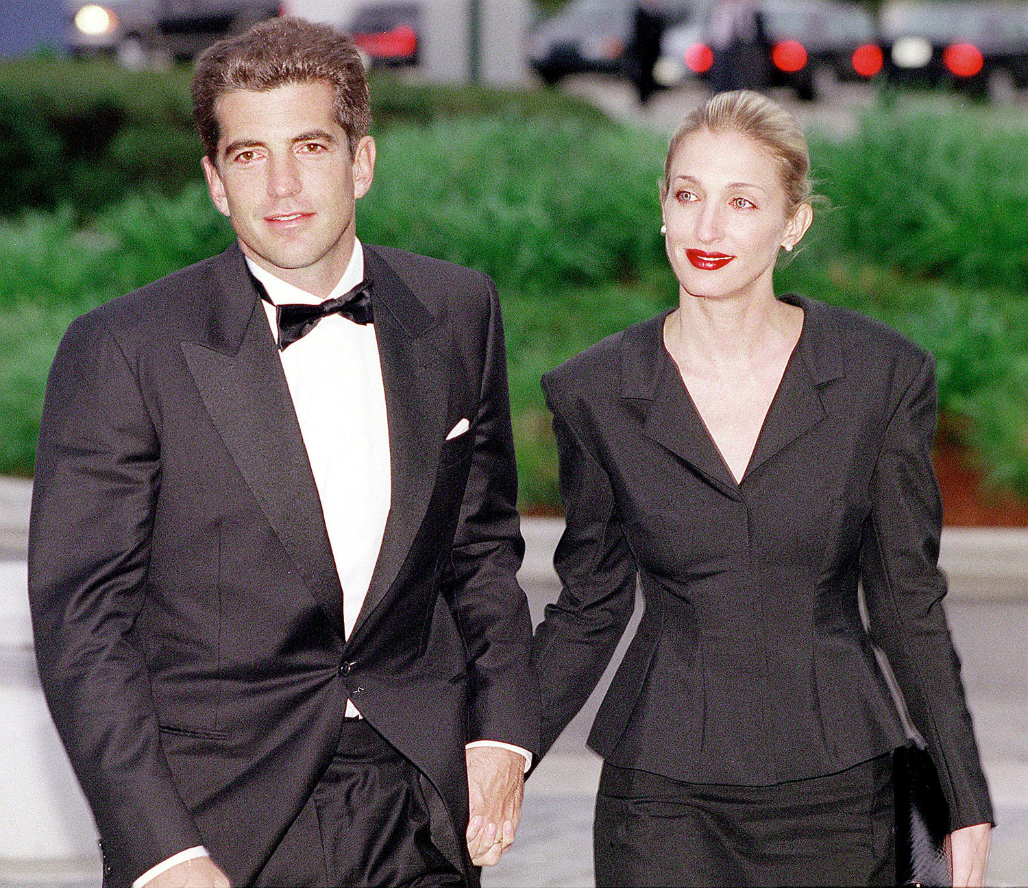 Romantic or toxic? Carolyn Bessette-Kennedy's biographer weighs in on ...