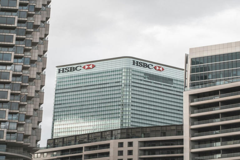 ‘And so it begins’ – Mortgage lenders kick rates back up amid Middle ...