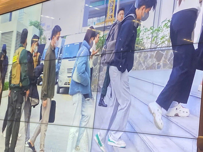 Bình luận viên Batman, Người rơm bị khởi tố trong vụ Xôi lạc TV phát sóng lậu