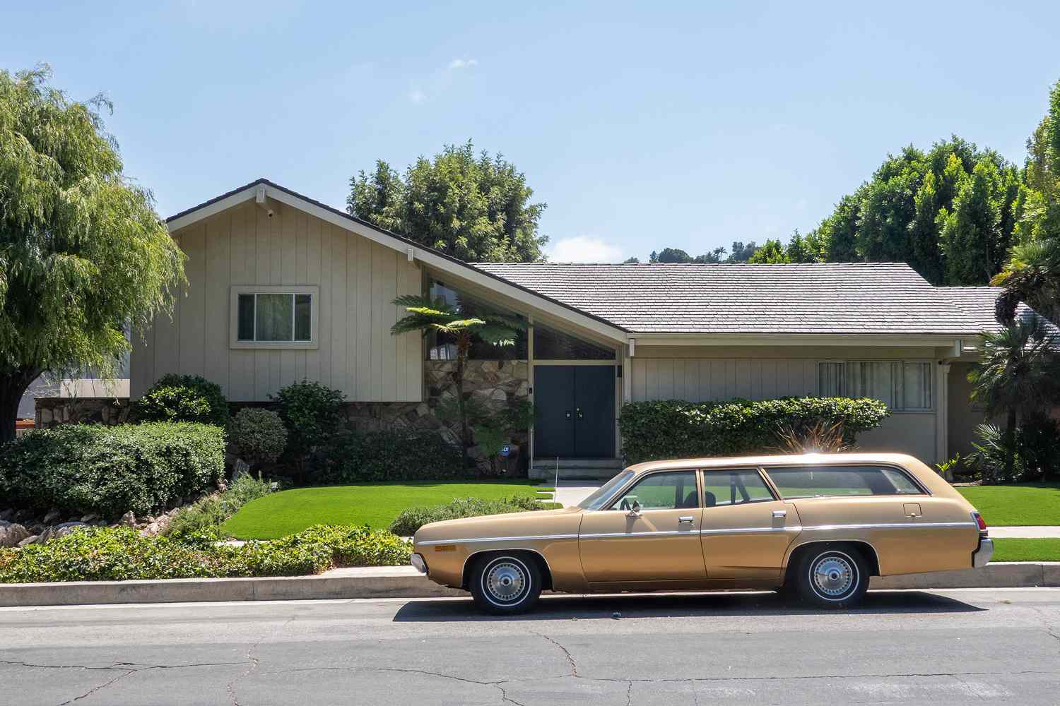 Brady Bunch house officially declared a historic landmark after ...