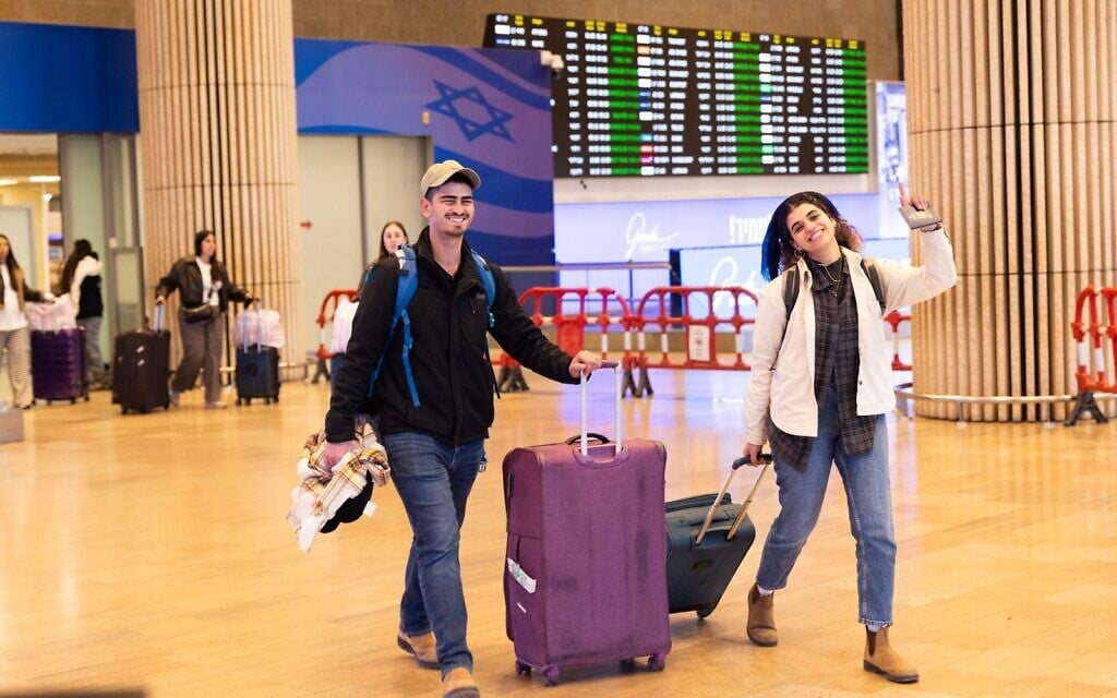 On first day of repatriation flights, 3,500 Israelis fly home amid Iran ...