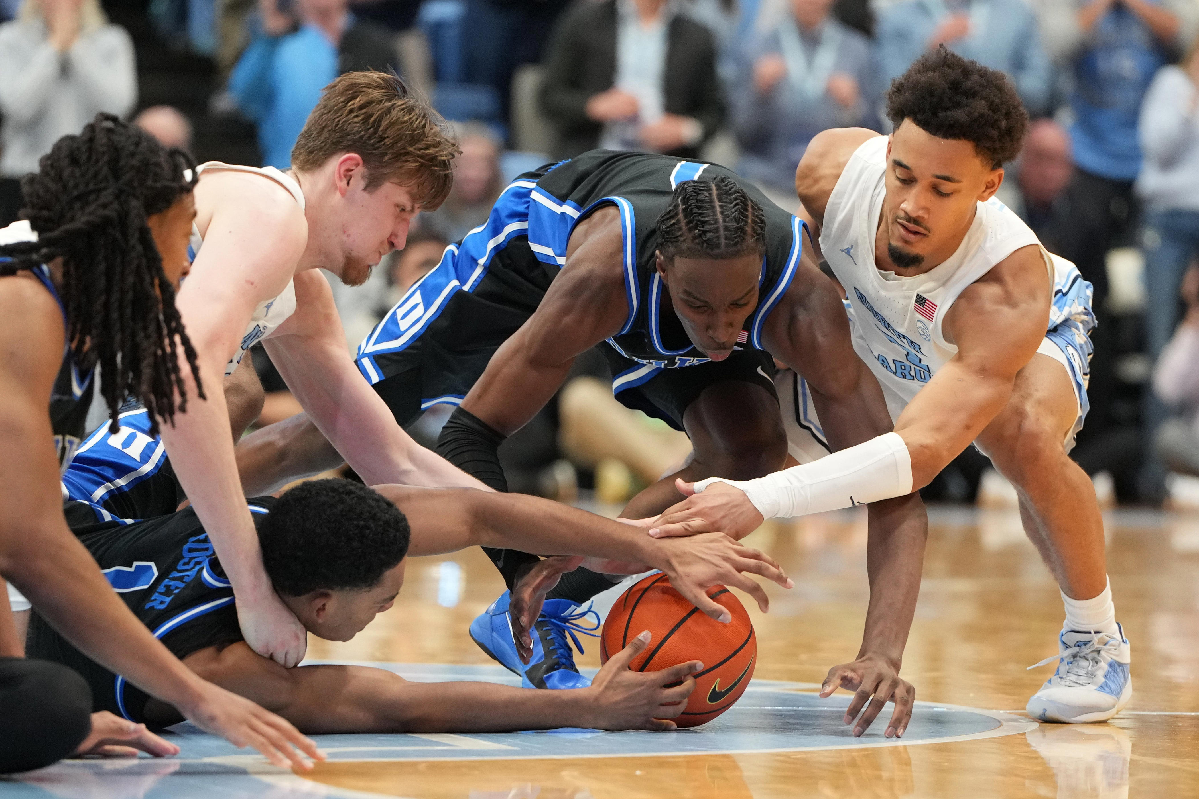 Caleb Foster injury update: Duke guard leaves UNC game with injury