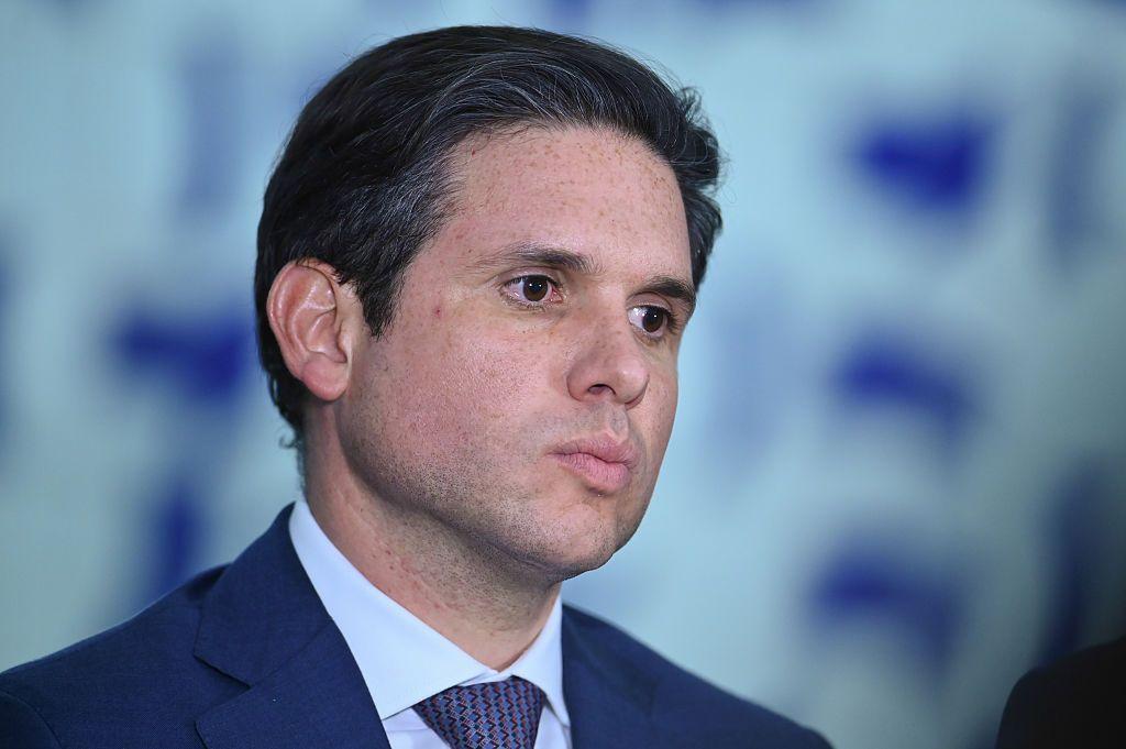 As teias de Vorcaro no poder: quem aparece nas mensagens do banqueiro nas mãos da CPMI