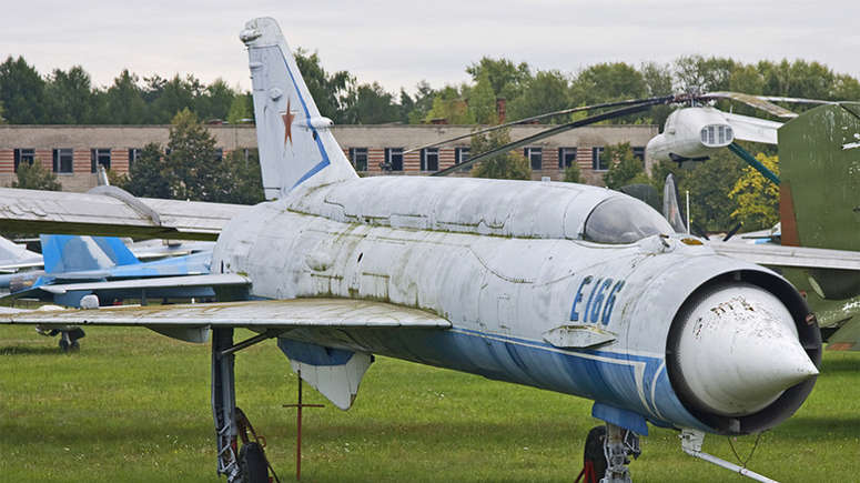 Mikoyan-Gurevich Ye-152