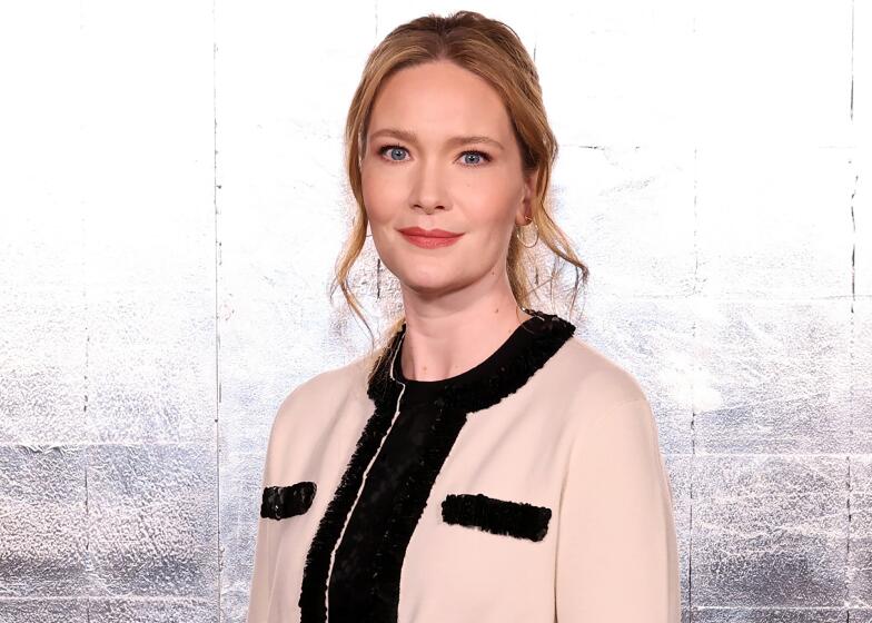 Sarah J Maas revela dos próximos libros de la serie ‘Una corte de rosas y espinas’